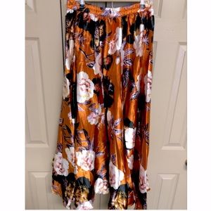 Cato Satin flower skirt